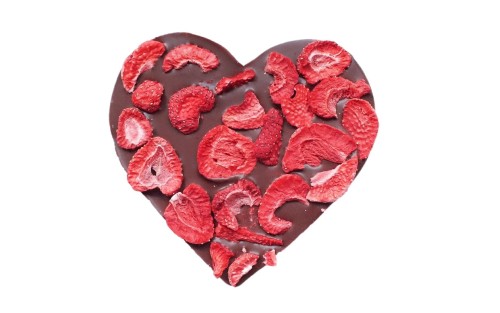 CZEKOLADA GORZKA Z TRUSKAWKAMI W KSZTAŁCIE SERCA BEZ DODATKU CUKRU BEZGLUTENOWA 80 g - SANTINI